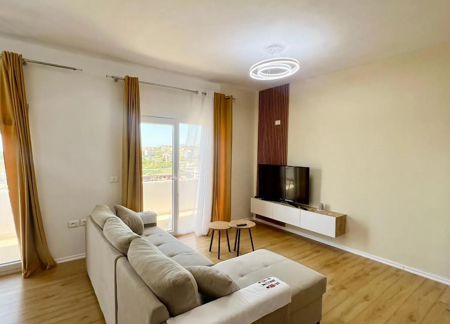 Bsrhomrent Apartment Durres