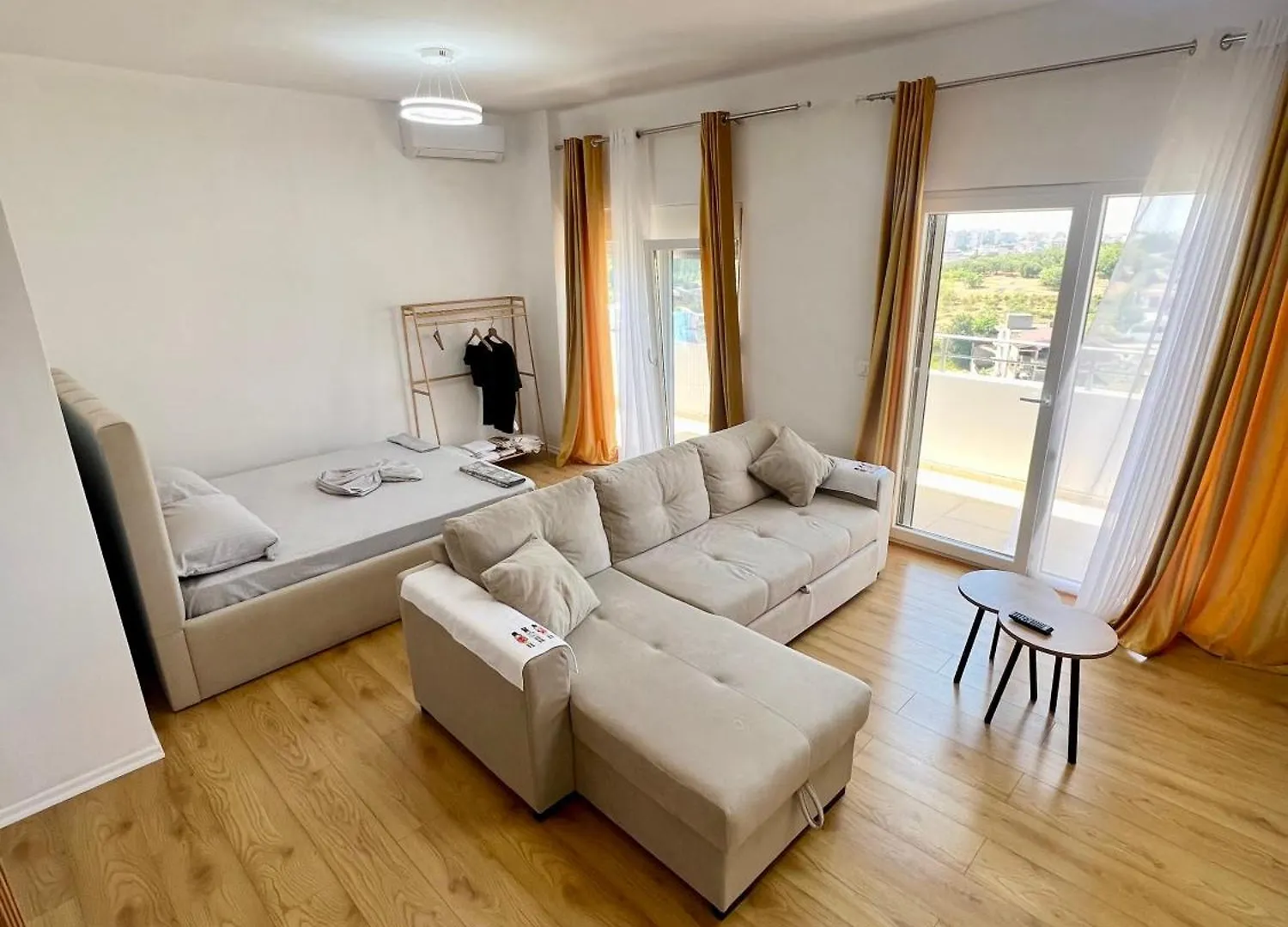 Bsrhomrent Apartment Durres Albania